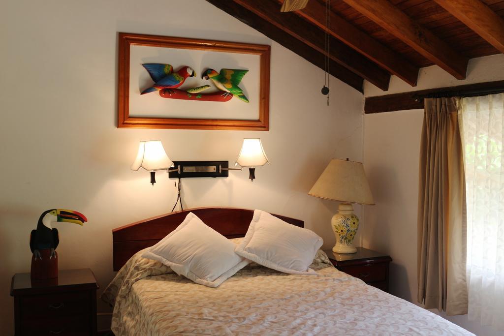 Misahualli Amazon Lodge Тена Номер фото