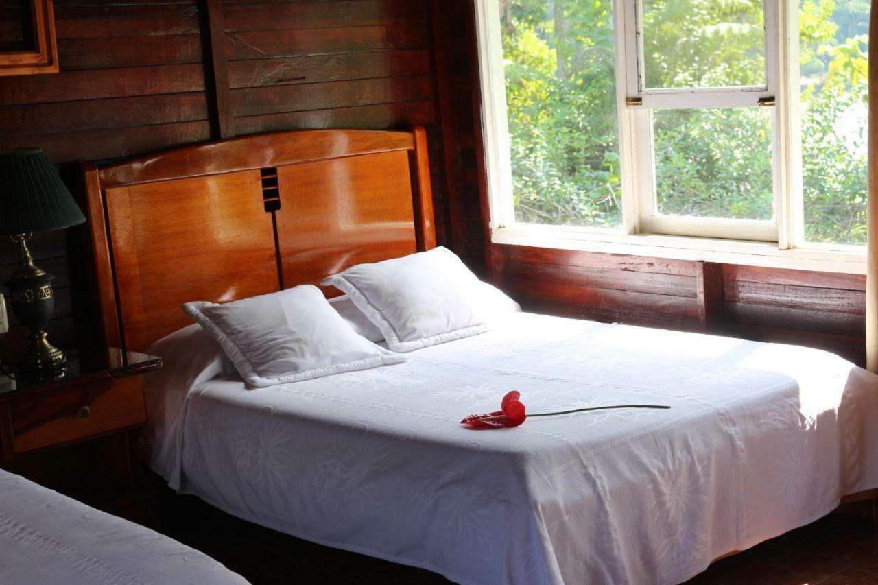 Misahualli Amazon Lodge Тена Екстер'єр фото