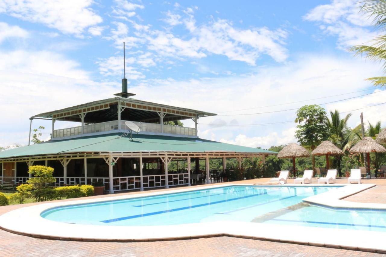 Misahualli Amazon Lodge Тена Екстер'єр фото
